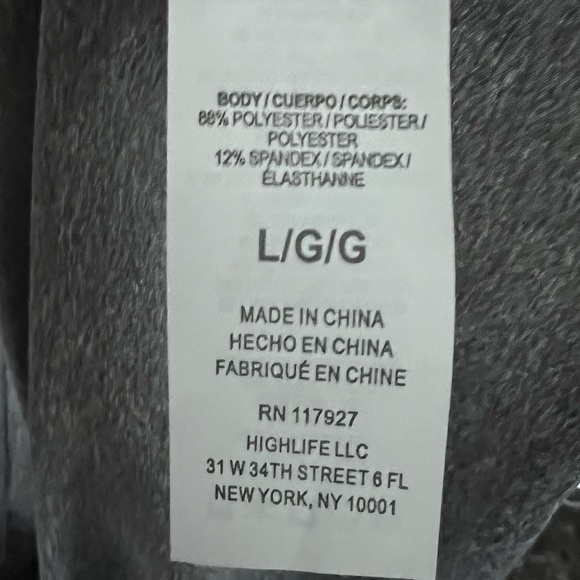 🍓 2 for $13 NWOT. Reebok shirt in grey. 1 Size L/G & 1 M - Picture 5 of 6